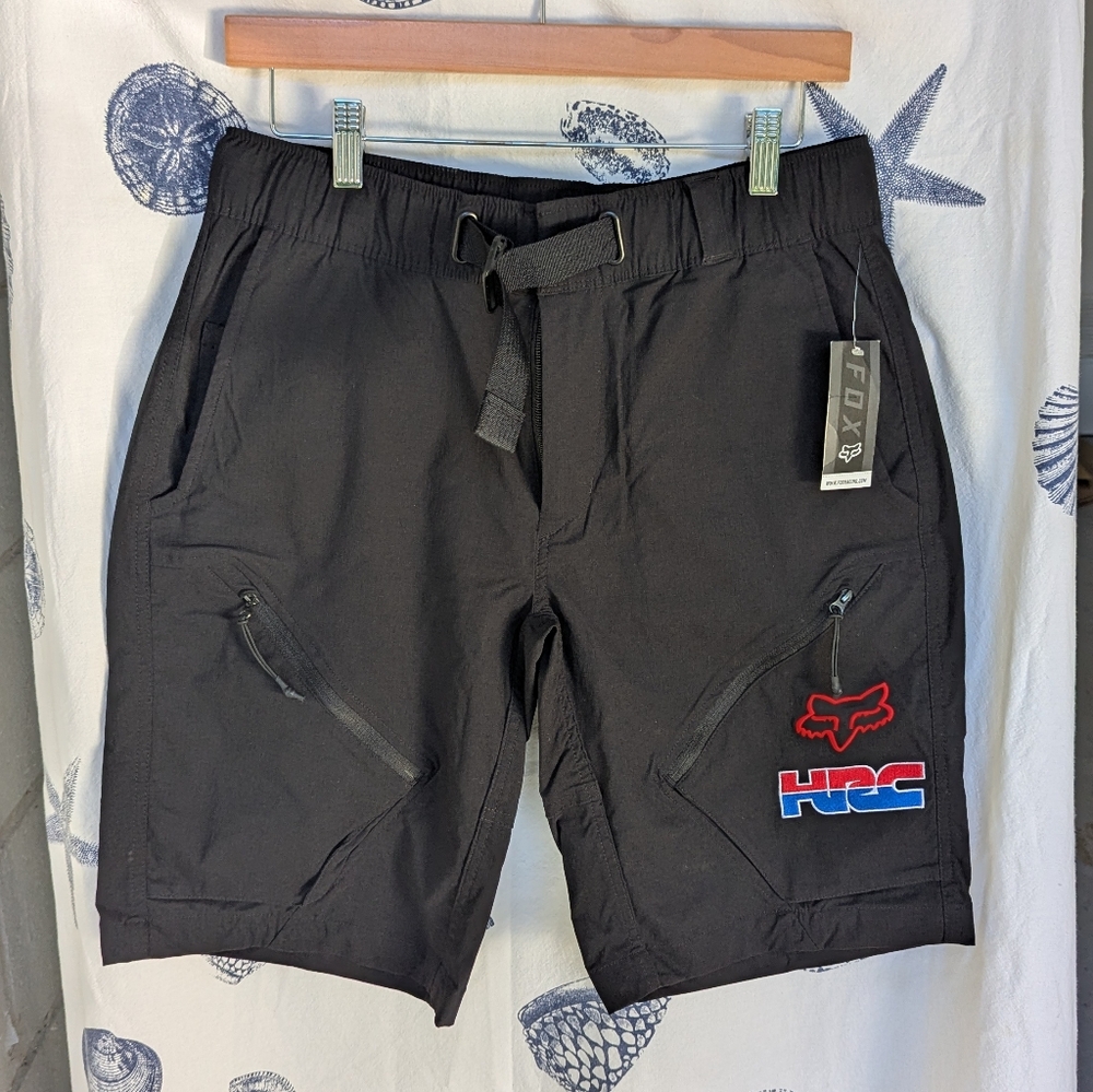 Fox Racing Alpha Cargo Short NWT Mens Small Black